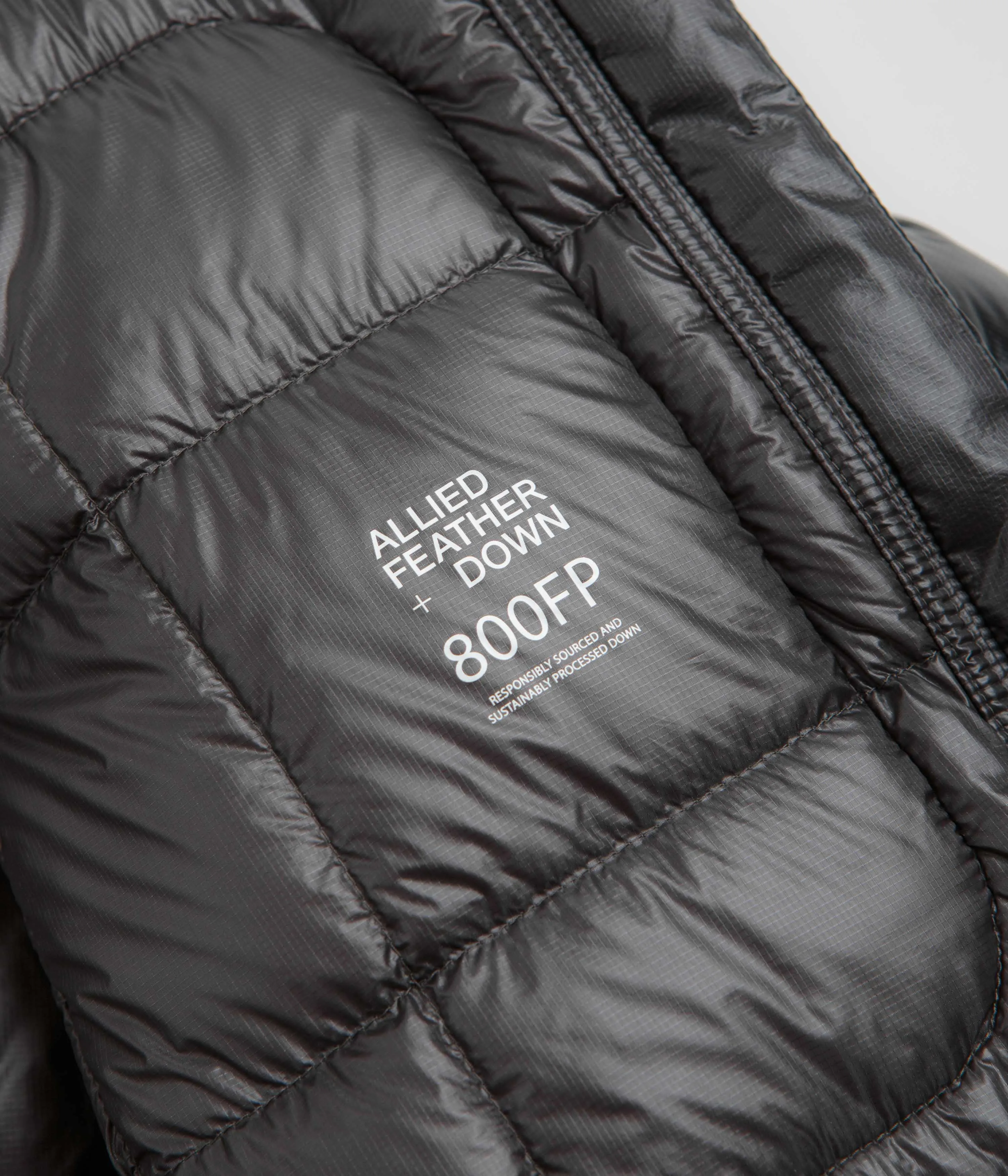 and wander Diamond Stitch Down Jacket - Black