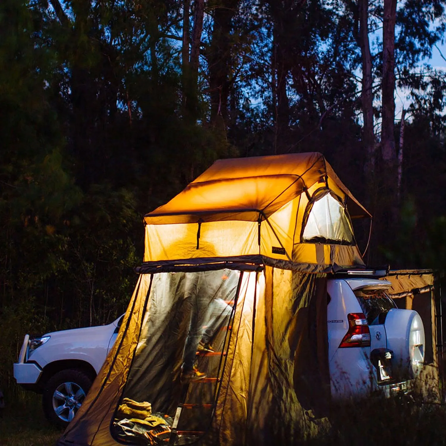 HI-VIEW 1800 ROOF TOP TENT